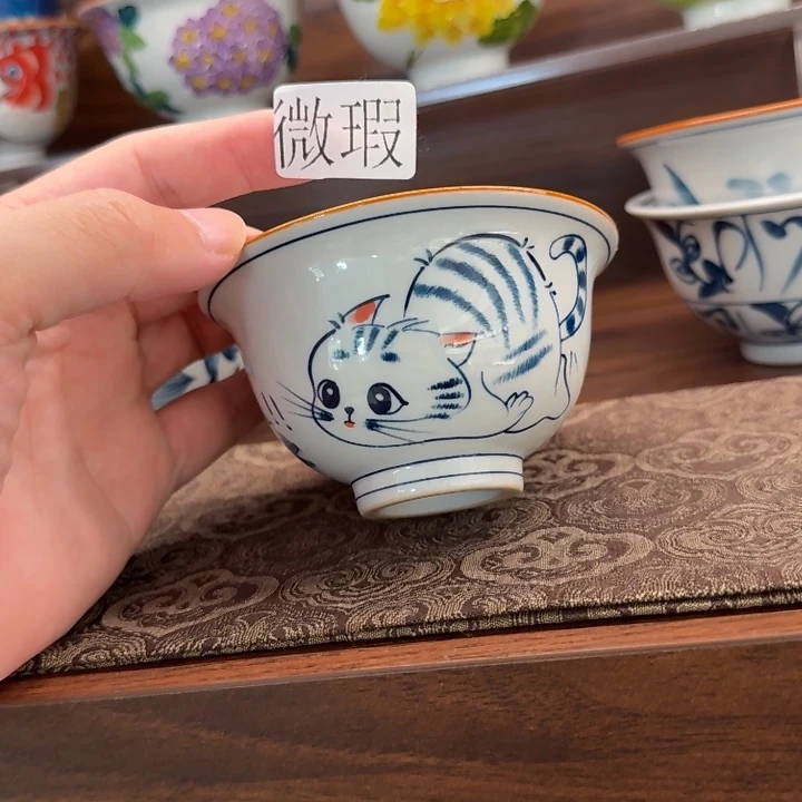 釉下手绘茶具微瑕