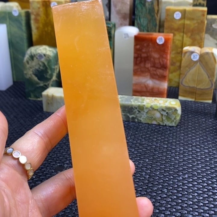广东石一*鱼青田石印章石
