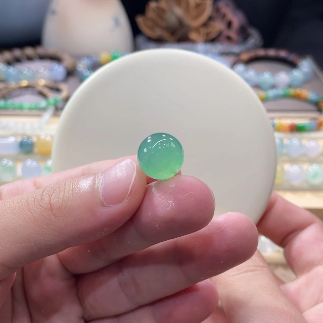 手链翡翠未镶嵌冰绿
