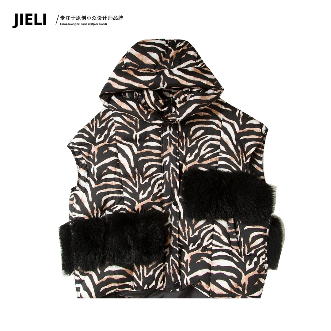 JIE LI/街力高奢原创小众设计师手工定制款马豹纹甲羽绒女W1735