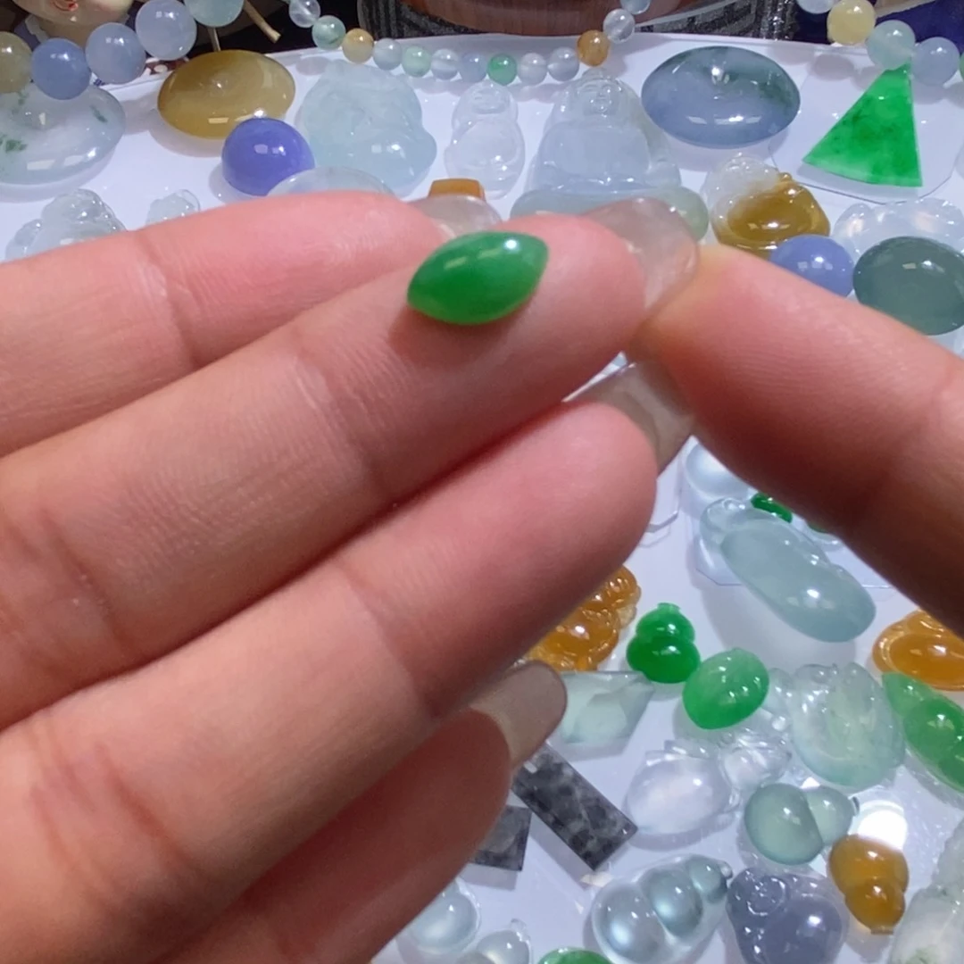 未镶嵌定制翡翠翡翠10.4/6.5/4