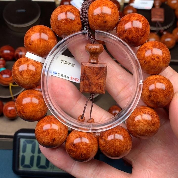 花梨木类挣**亿黄花梨2.0F20