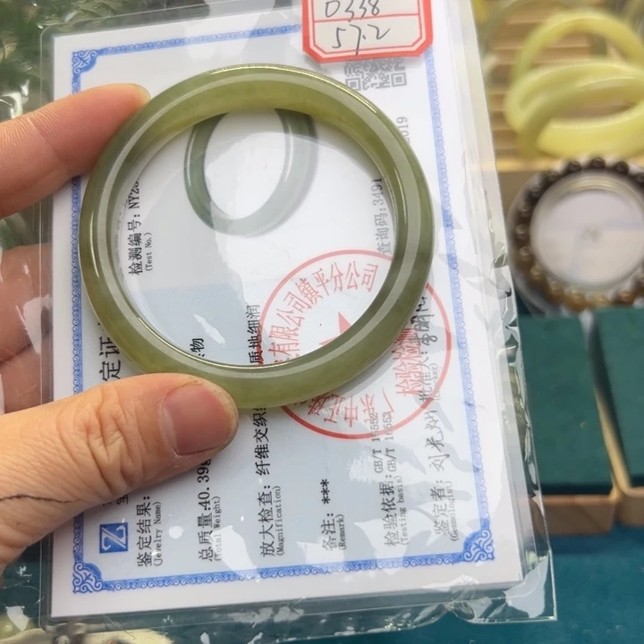 和田玉手镯未镶嵌57.2圈围0338