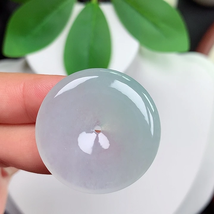 颈饰未镶嵌翡翠平安扣 30.9x4.8mm