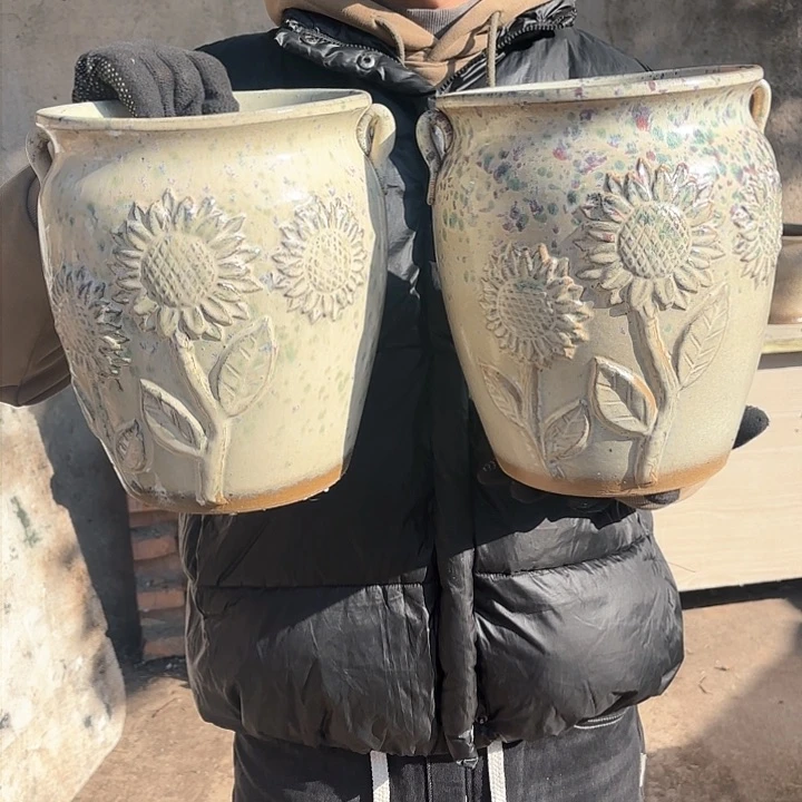 红陶太阳花两个口径19高度24