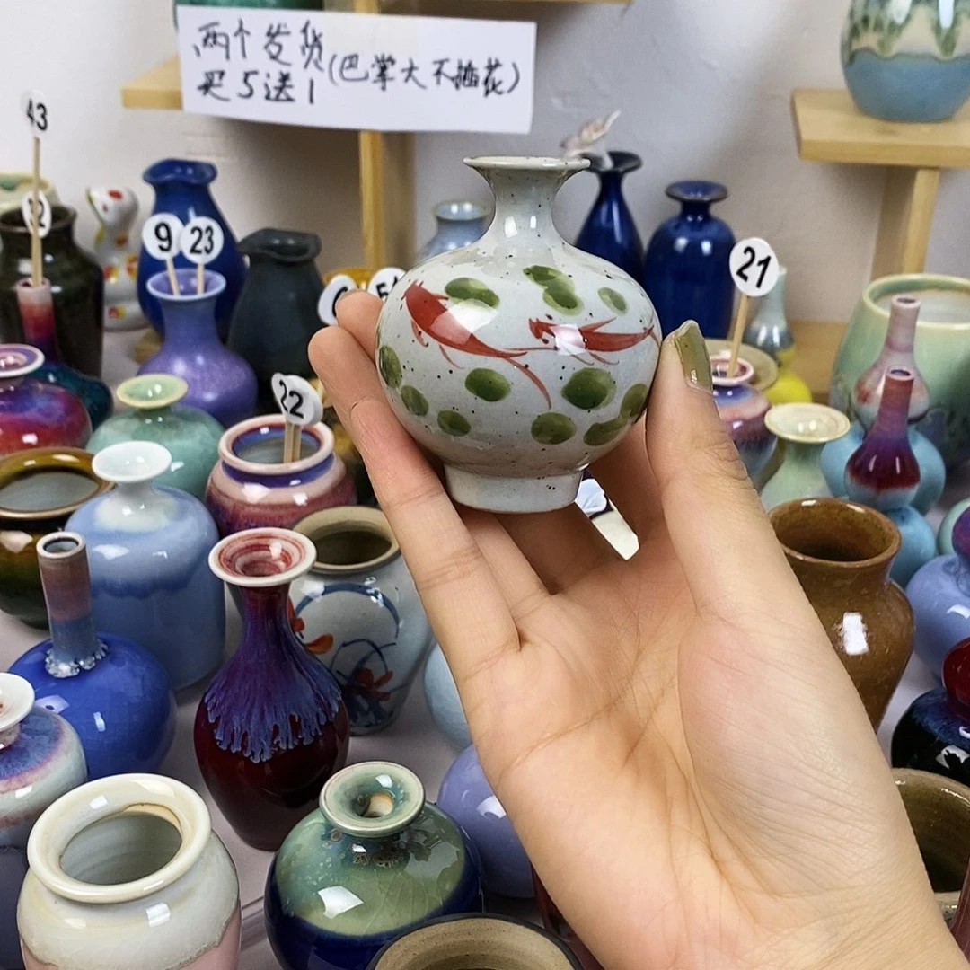 摆件巴掌大不插花景德镇高温陶瓷小花器
