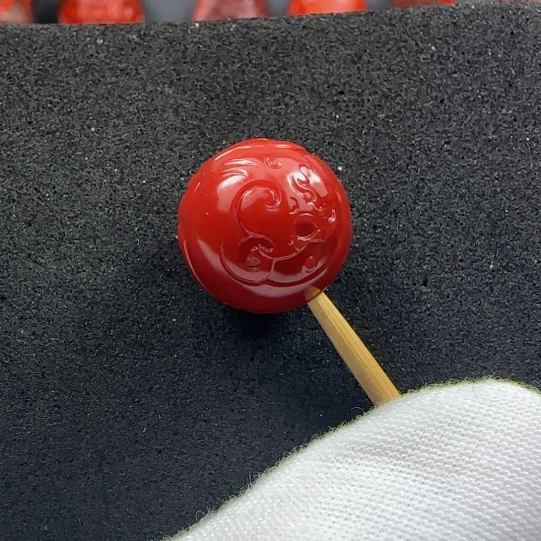 南红玛瑙未镶嵌雕件