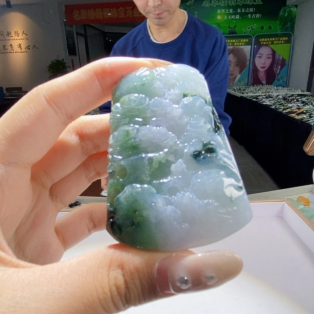颈饰未镶嵌翡翠翡翠