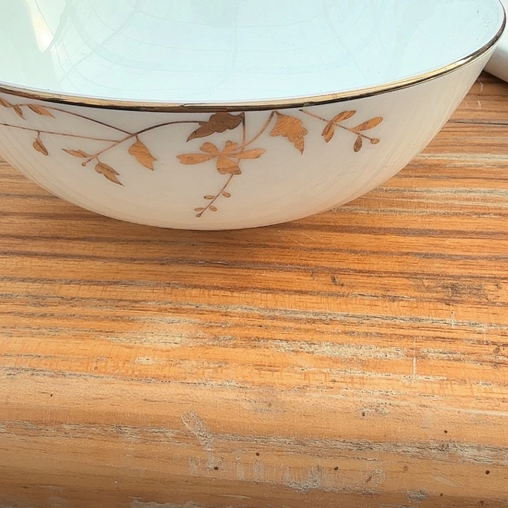 象牙白瓷金叶子沙拉碗微瑕
