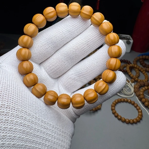 猴头精品小鲨鱼鳍手串