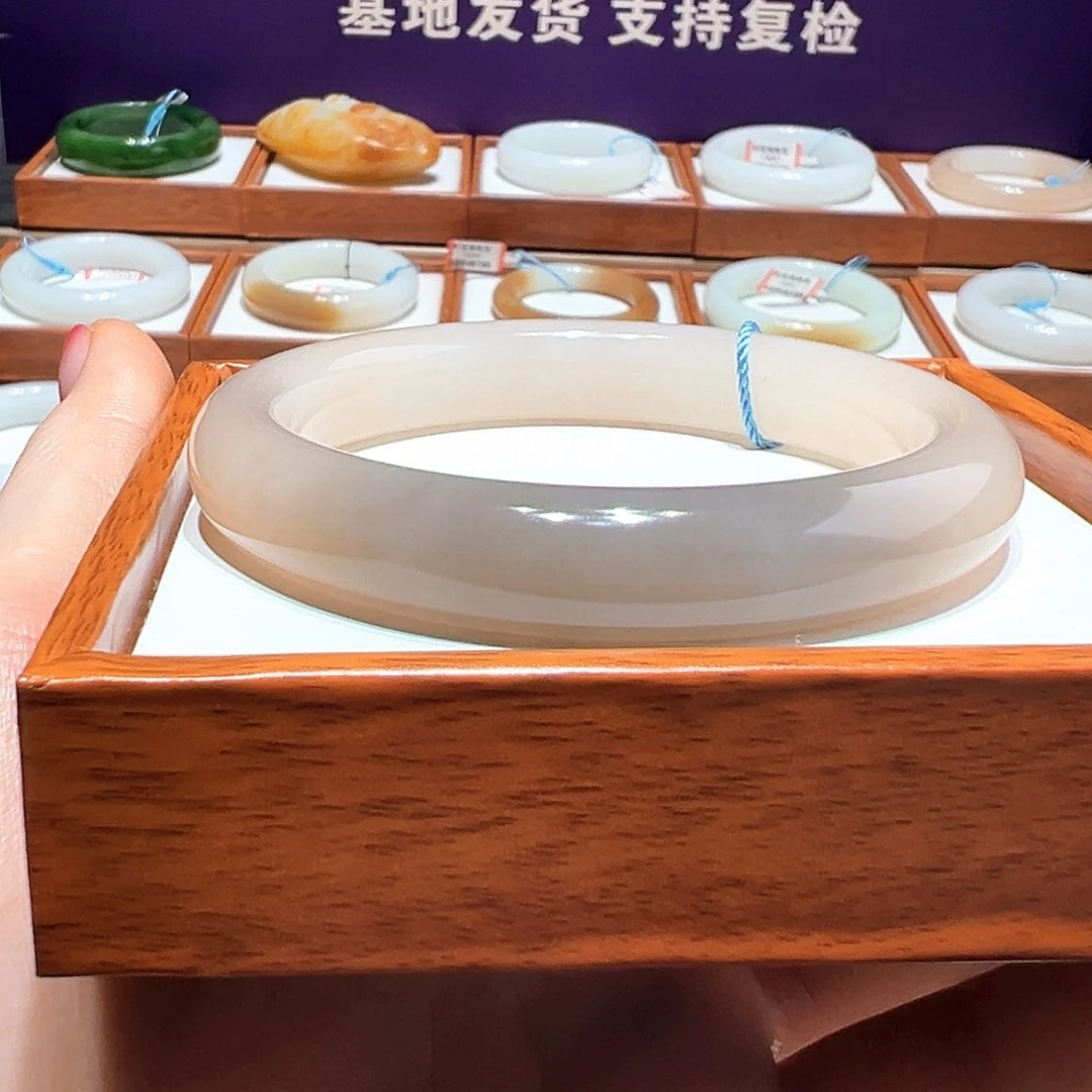 和田玉手镯未镶嵌59 60