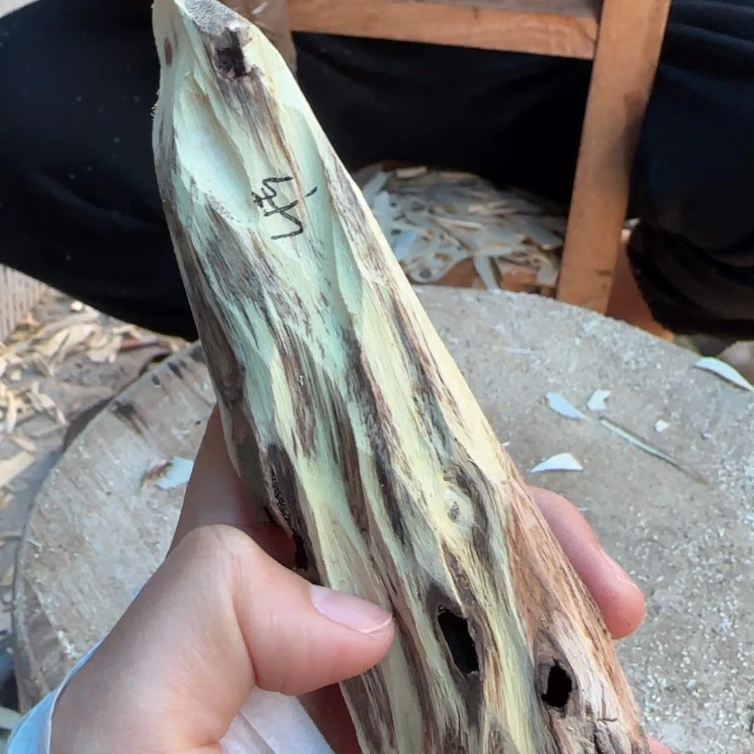 树脂制品45号奇楠原木一个