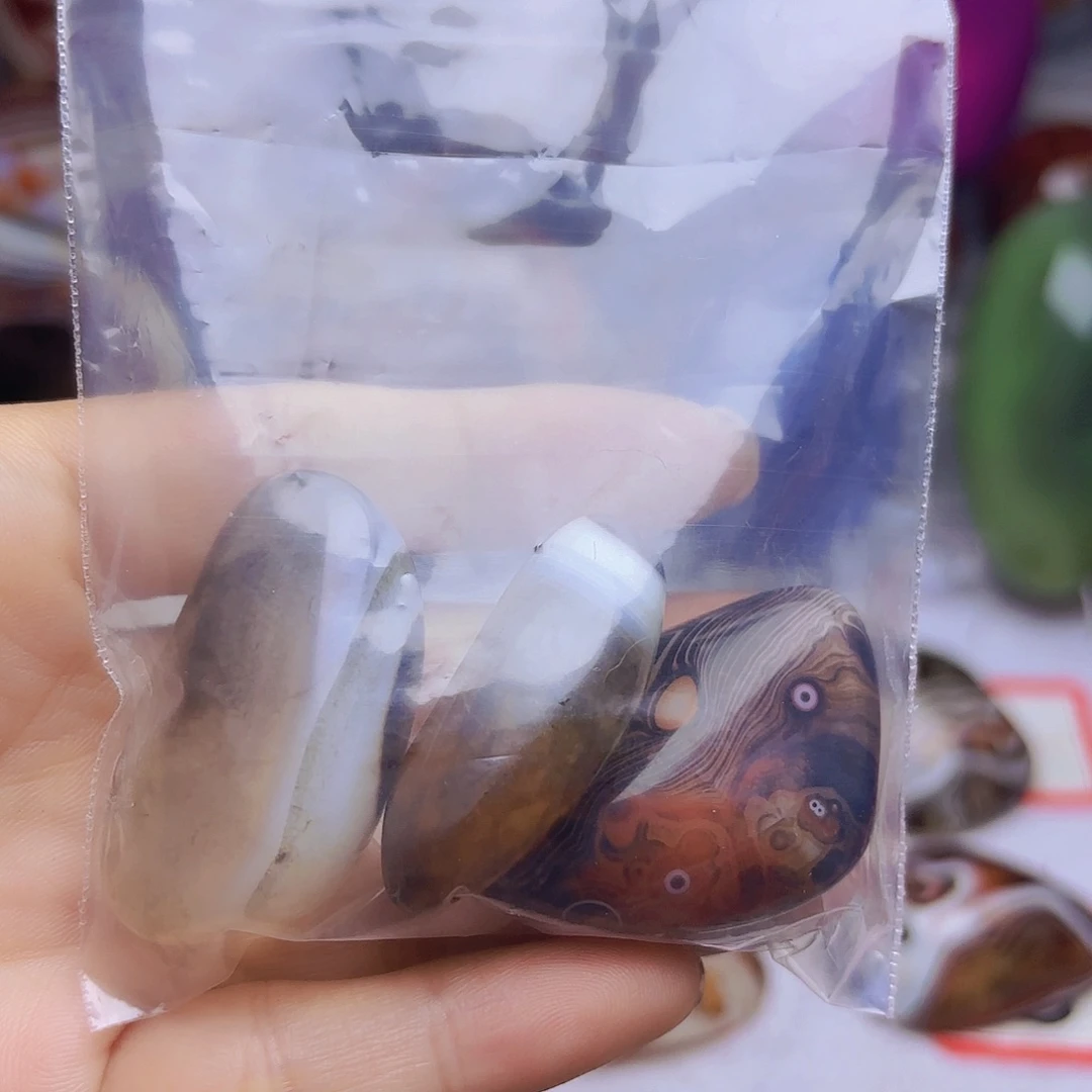 未镶嵌玛瑙/玉髓珠宝奇石H****0