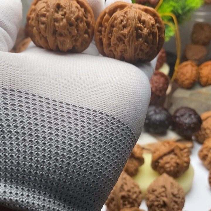 核桃红锦鲤文玩核桃45