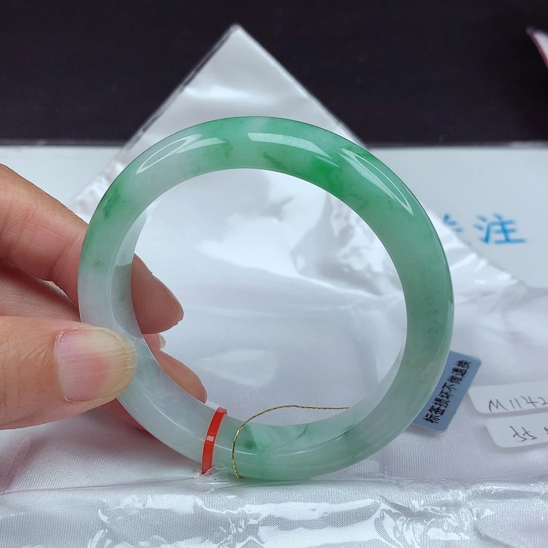 翡翠未镶嵌手镯55圈4210