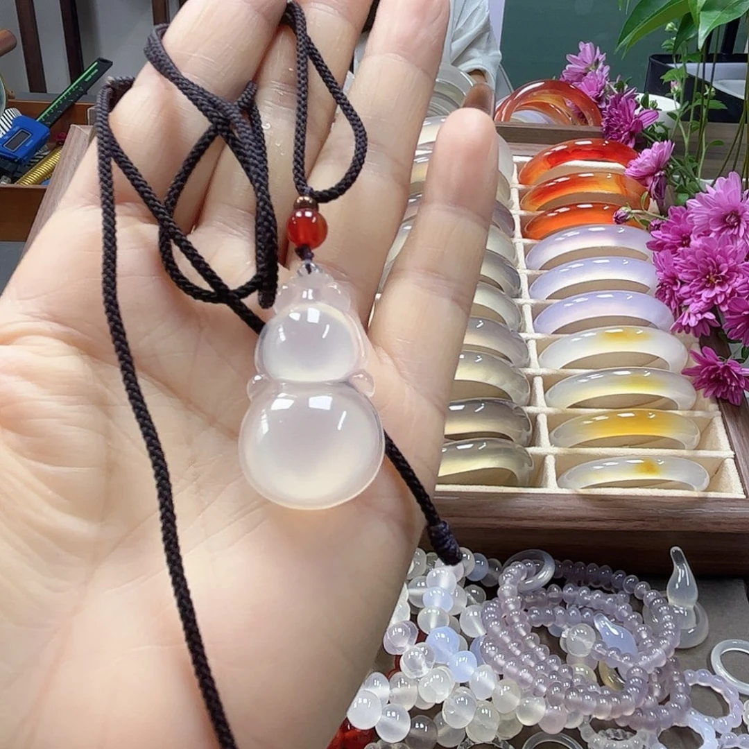 玛瑙/玉髓未镶嵌颈饰