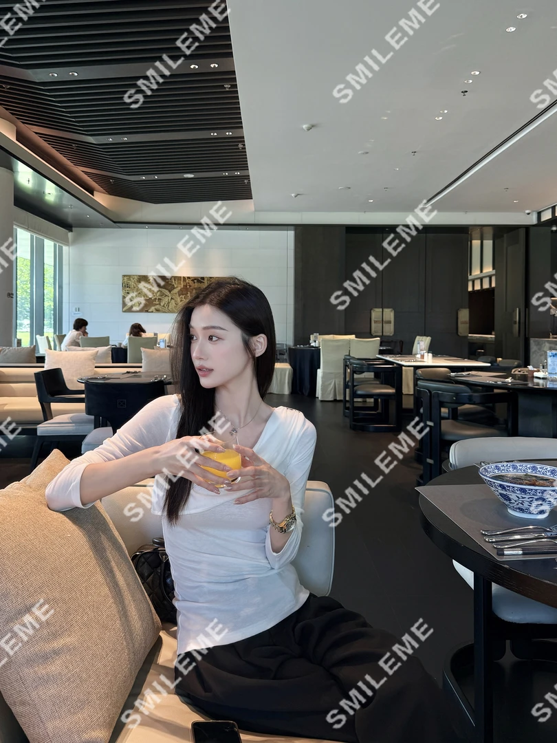 2-SMILEME【风逸飘然】早秋设计款天丝羊毛混纺飘带上衣MK04925307