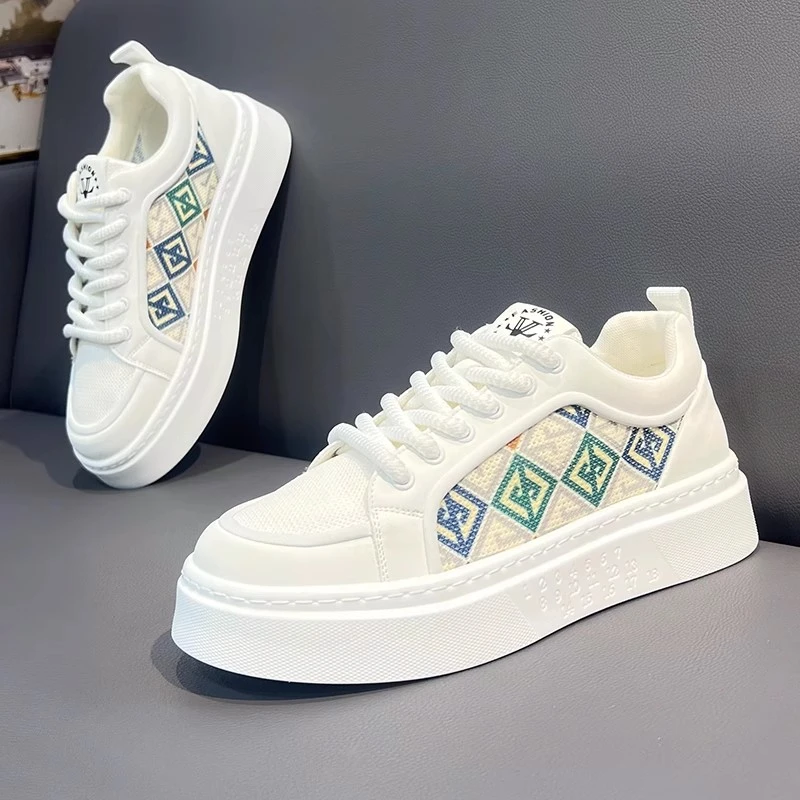 夏季时尚板鞋运动休闲鞋镂空韩版运动时尚休闲鞋透气潮流百搭男士