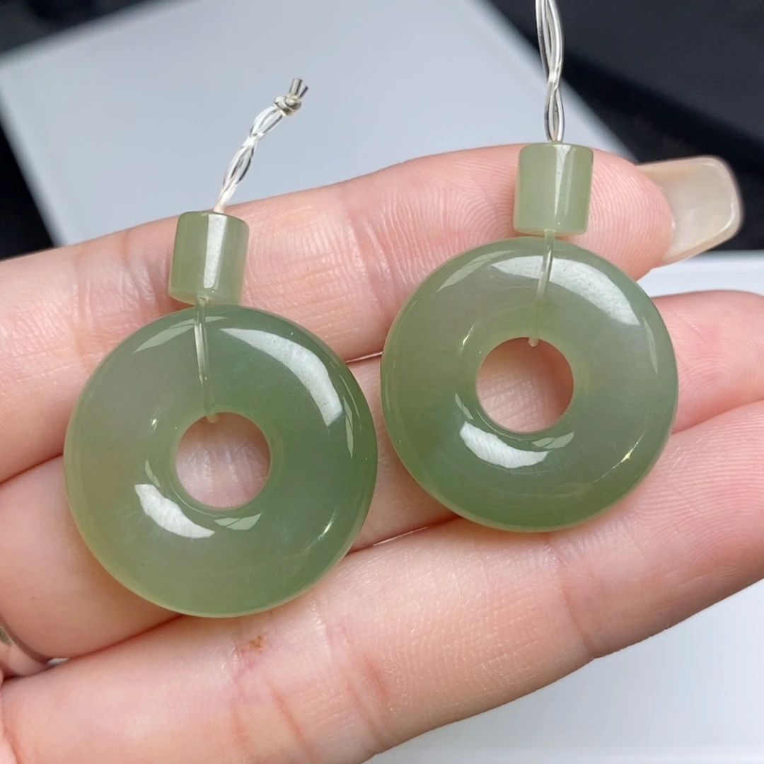 翡翠未镶嵌耳饰甜甜圈