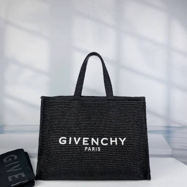 95新/纪梵希/市场价8775/包包/250225XZ0020