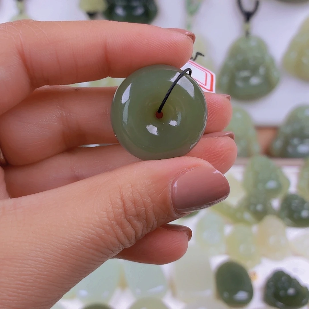 和田玉未镶嵌颈饰25尺寸大