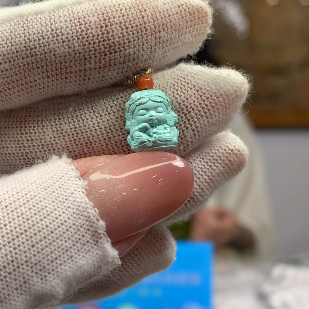 绿松石未镶嵌挂件