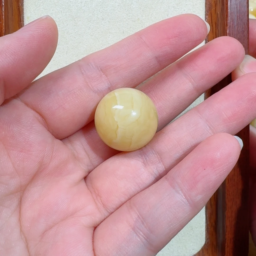 不***生琥珀颈饰未镶嵌蜜蜡单珠