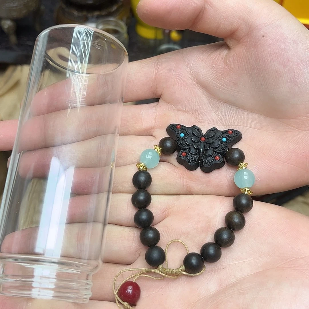 大叶紫檀（黑酸枝木类）