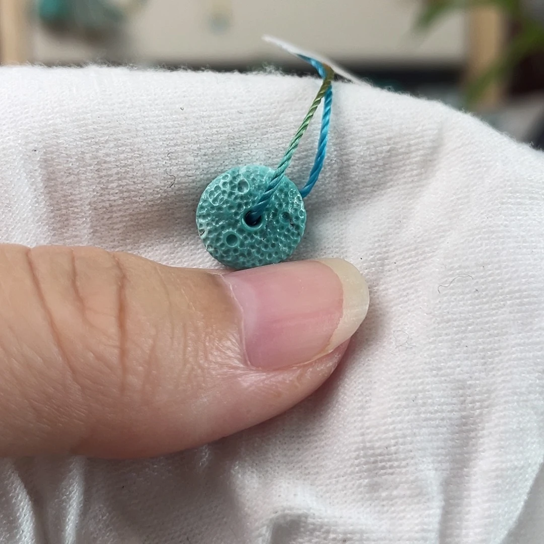 南红玛瑙配饰未镶嵌