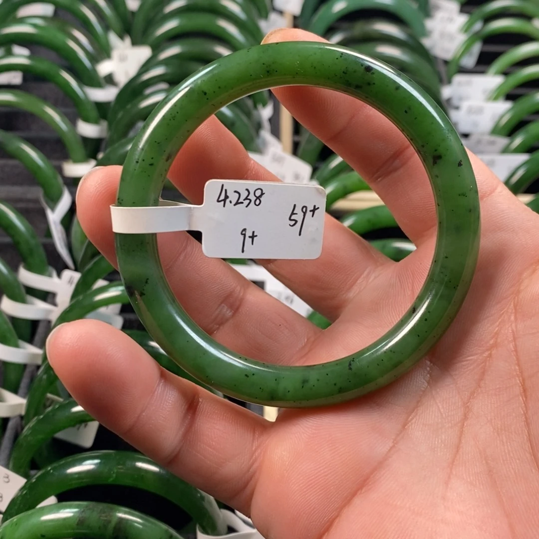 和田玉（碧玉）未镶嵌手镯59