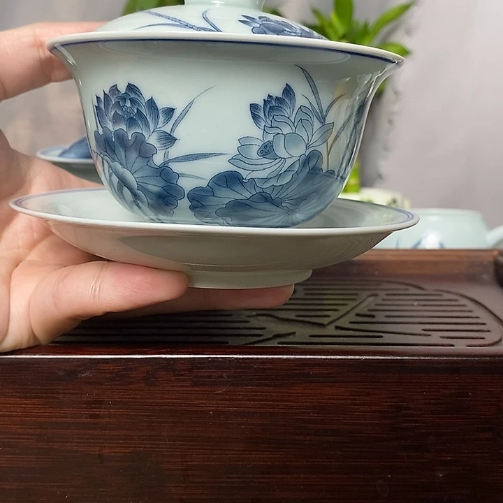 200ml荷花盖碗给两个杯子