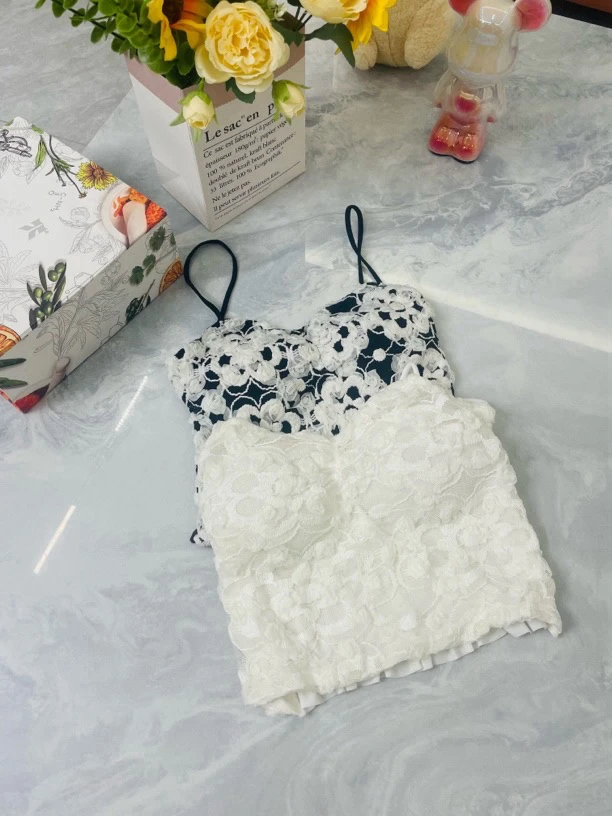 YUECHU法式甜辣妹-小花妖-网纱蕾丝花边内搭小上衣胸垫不可拆百搭
