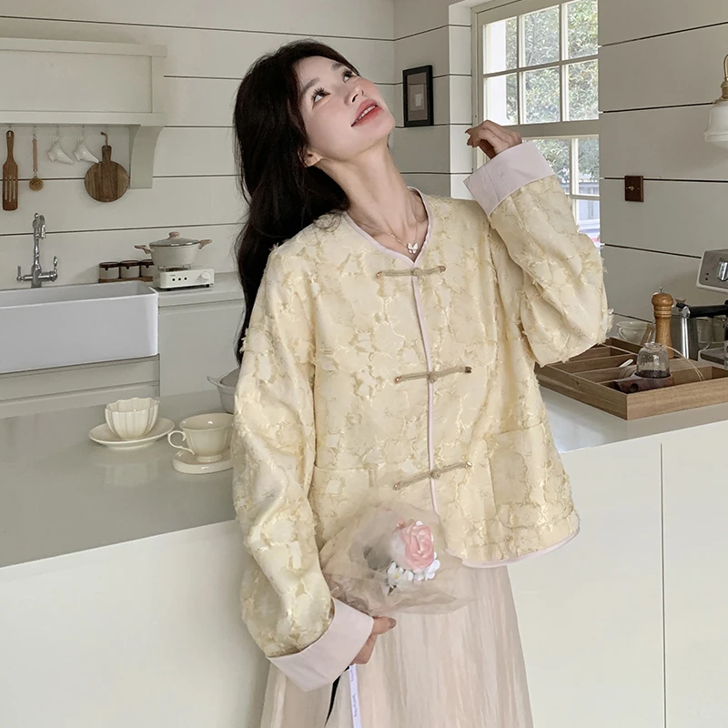 新中式花边设计感外套上衣2025年春季新款圆领小众刺绣国风外套