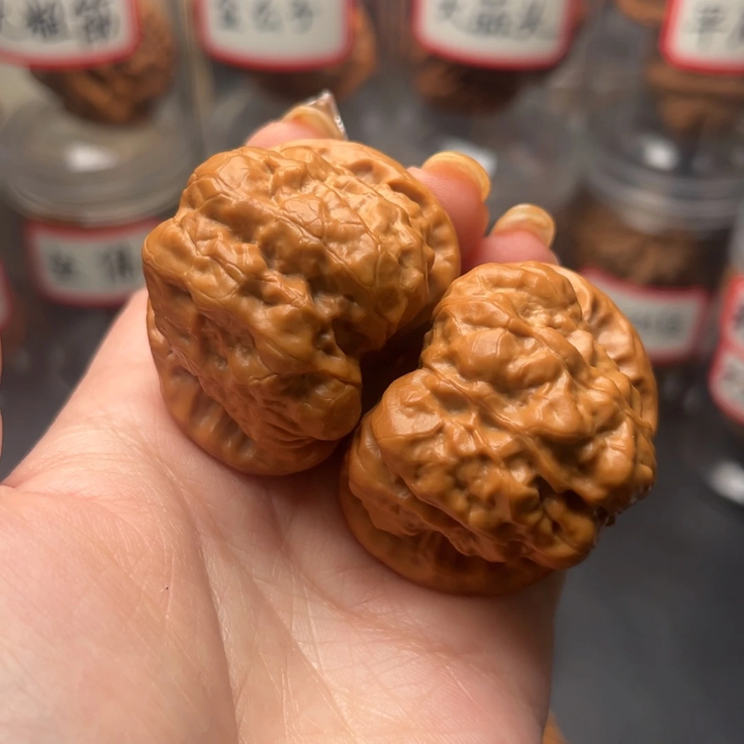 文玩核桃把件43.5蛤蟆头