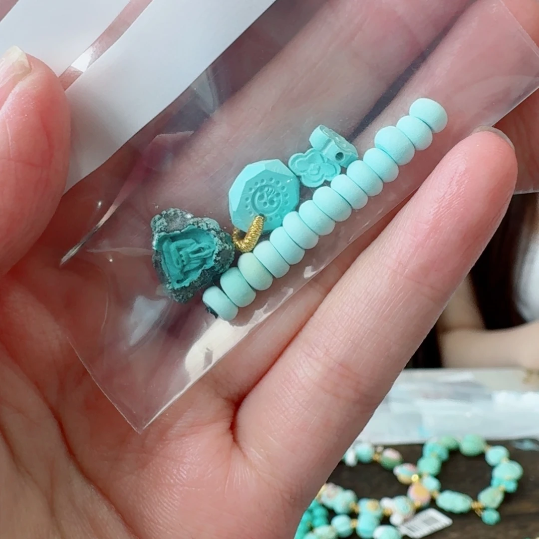 未镶嵌绿松石珠宝奇石