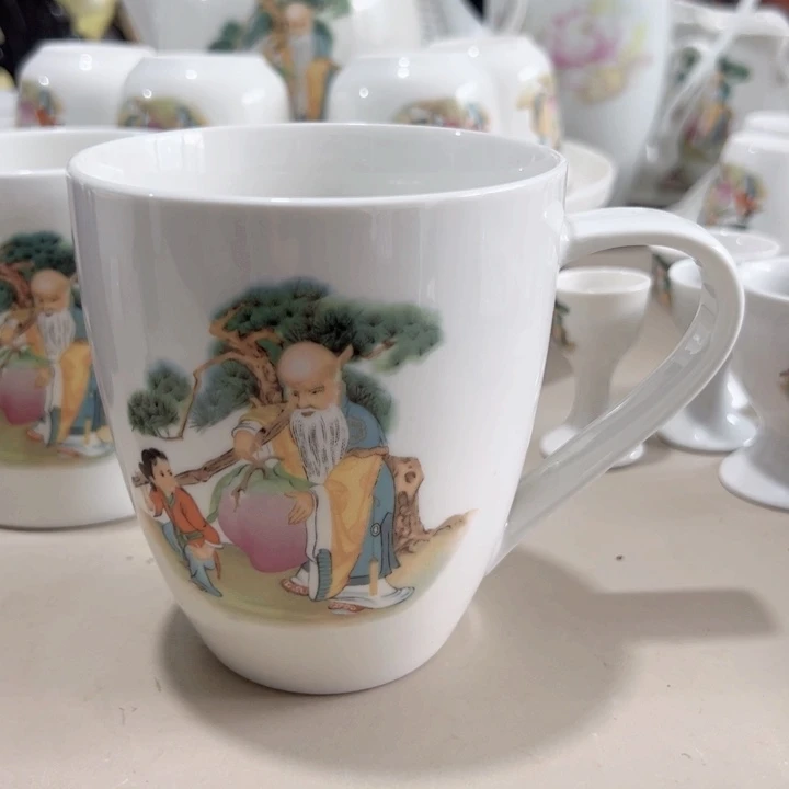 瓷片陶瓷制品寿星水杯450毫升两个