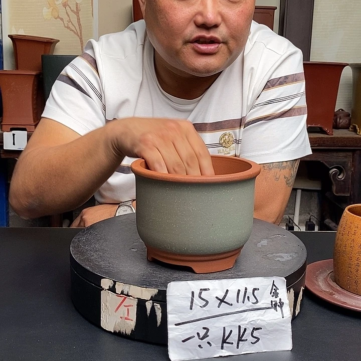 紫砂花盆货号一只kK5