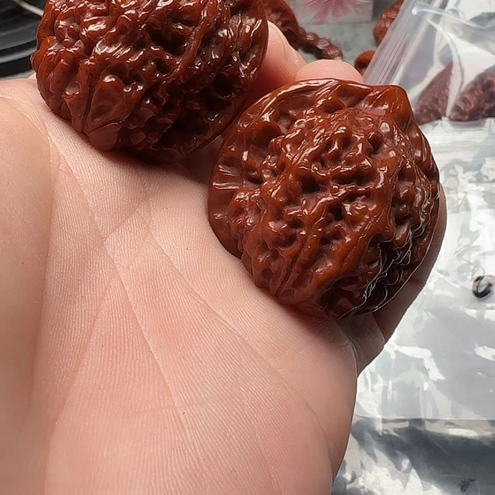 坚***士文玩核桃吊坠官帽007