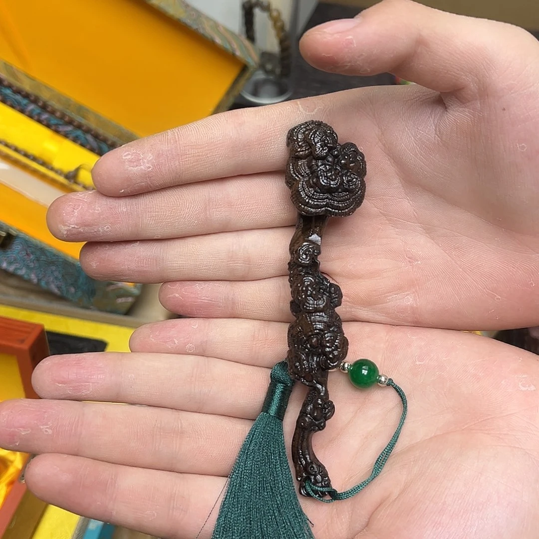 大叶紫檀（黑酸枝木类）