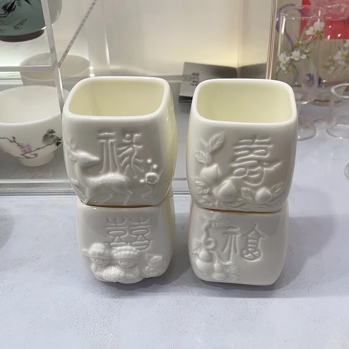 福利待遇多多哦哦哦哦