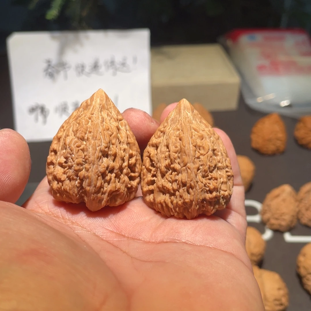 文玩核桃把件原塔尖34