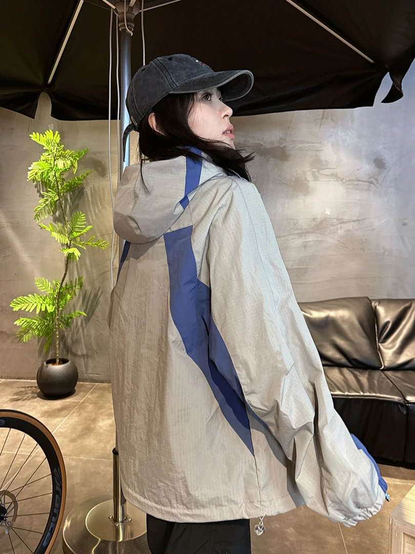 薄款秋季直下摆女休闲风短外套春秋季宽松潮流运动