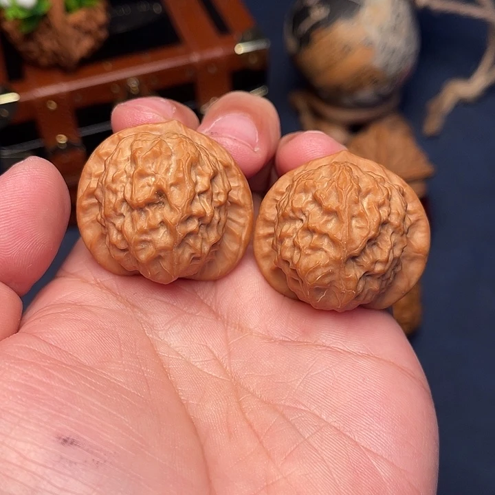 过***风文玩核桃把件35瓷娃娃福利