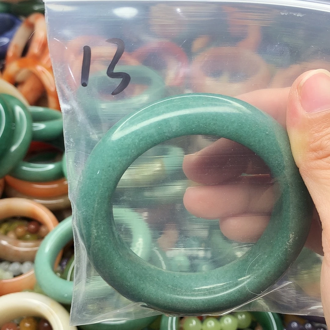 ༺***༻石英质玉未镶嵌手镯13