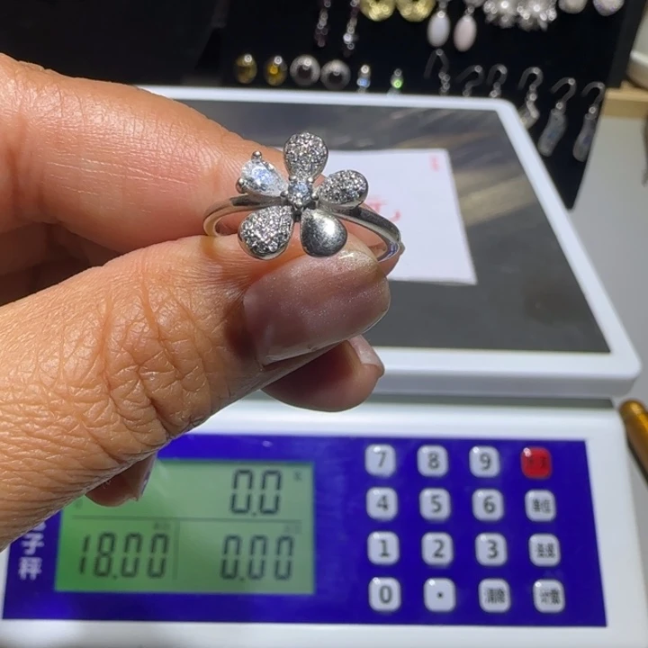 陶陌**桑陶瓷制品和各种材料