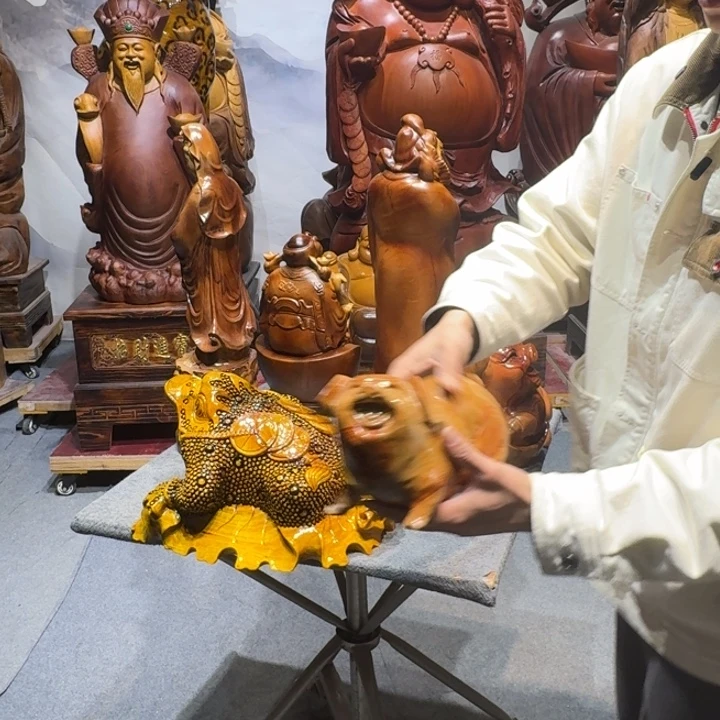 候***平香樟木香樟木福猪一只