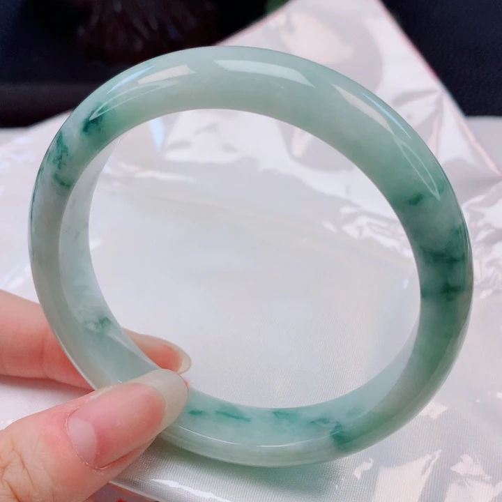 未镶嵌手镯翡翠59圈