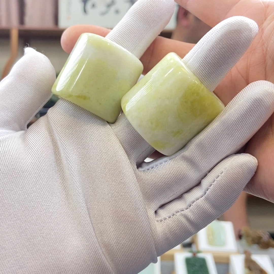 蛇纹石玉未镶嵌扳指（多样性发一件