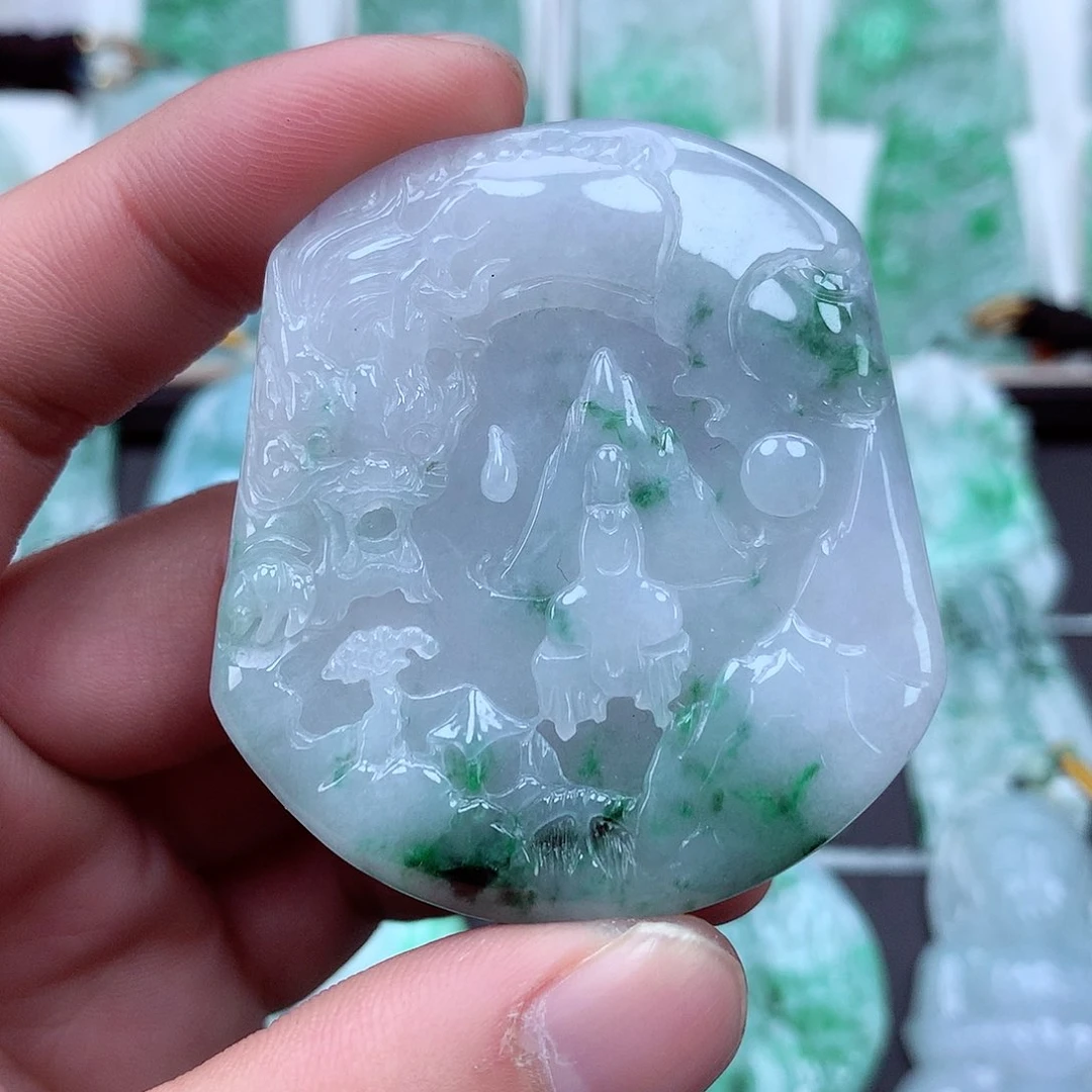 翡翠颈饰未镶嵌翡翠吊坠