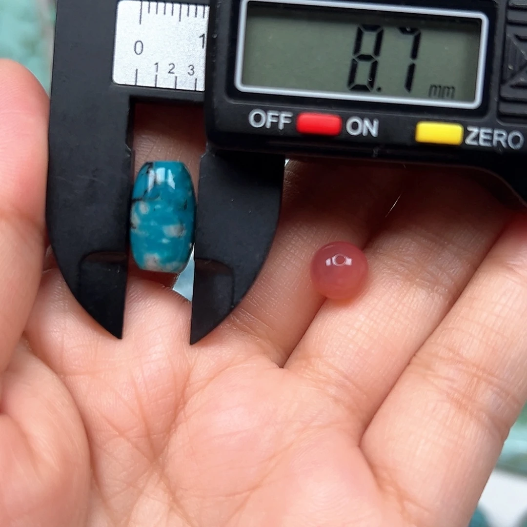 南红玛瑙未镶嵌珠宝奇石